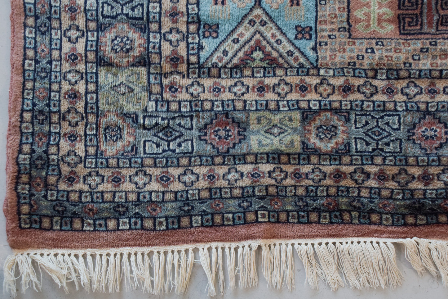 Handmade Rug - From Pakistan