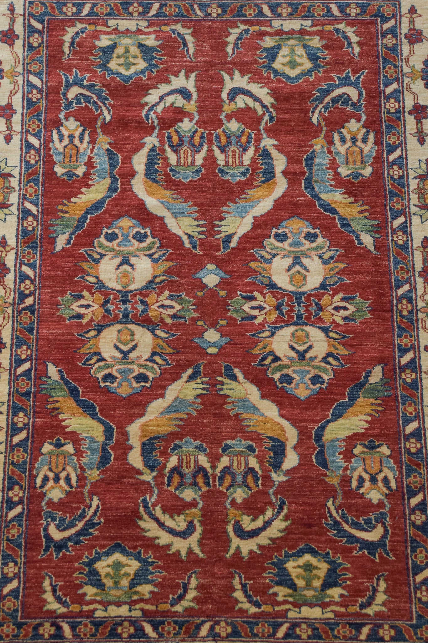 Sultanabad Style - Traditional Handwoven Rug