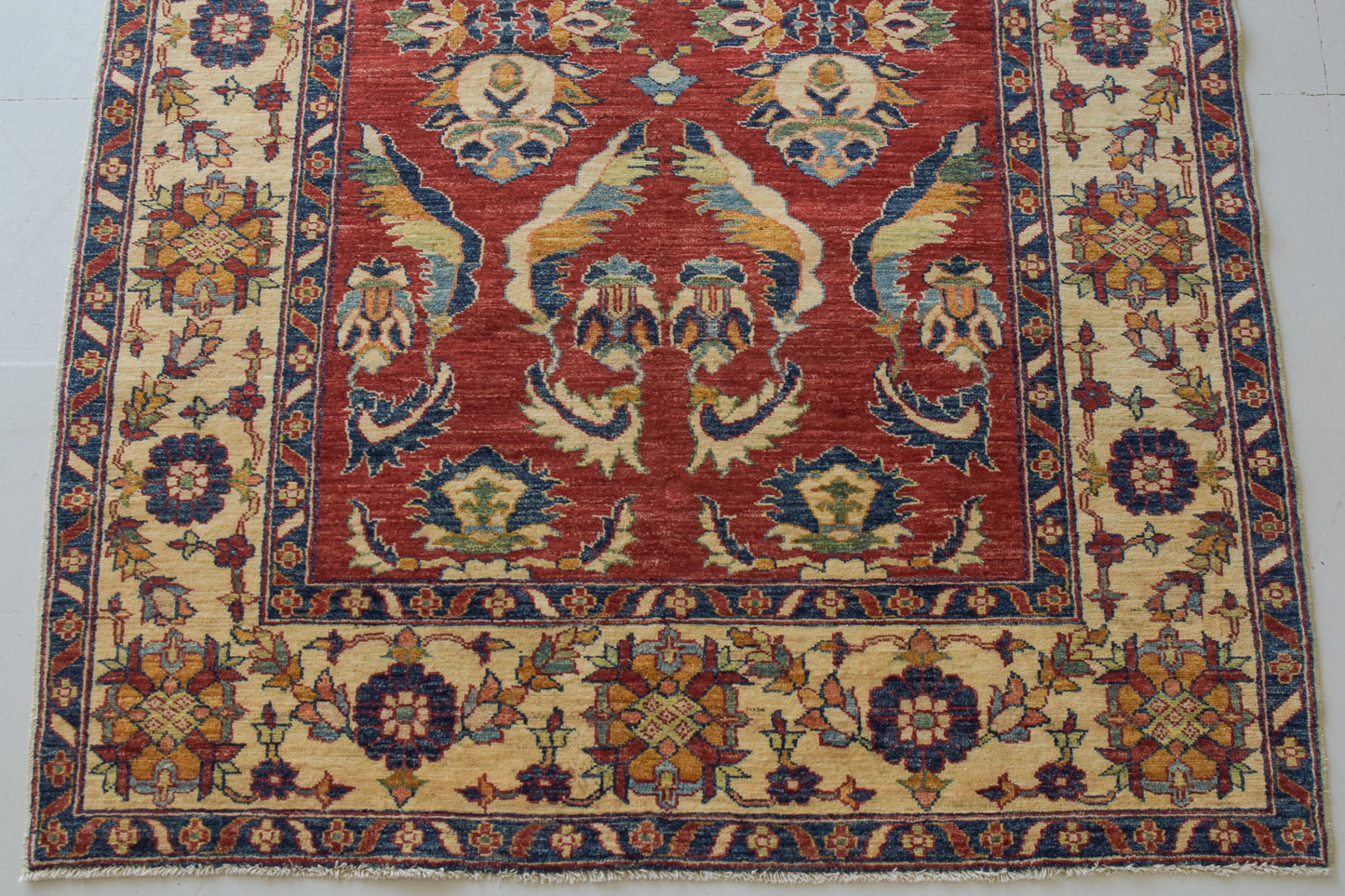 Sultanabad Style Traditional Handwoven Rug