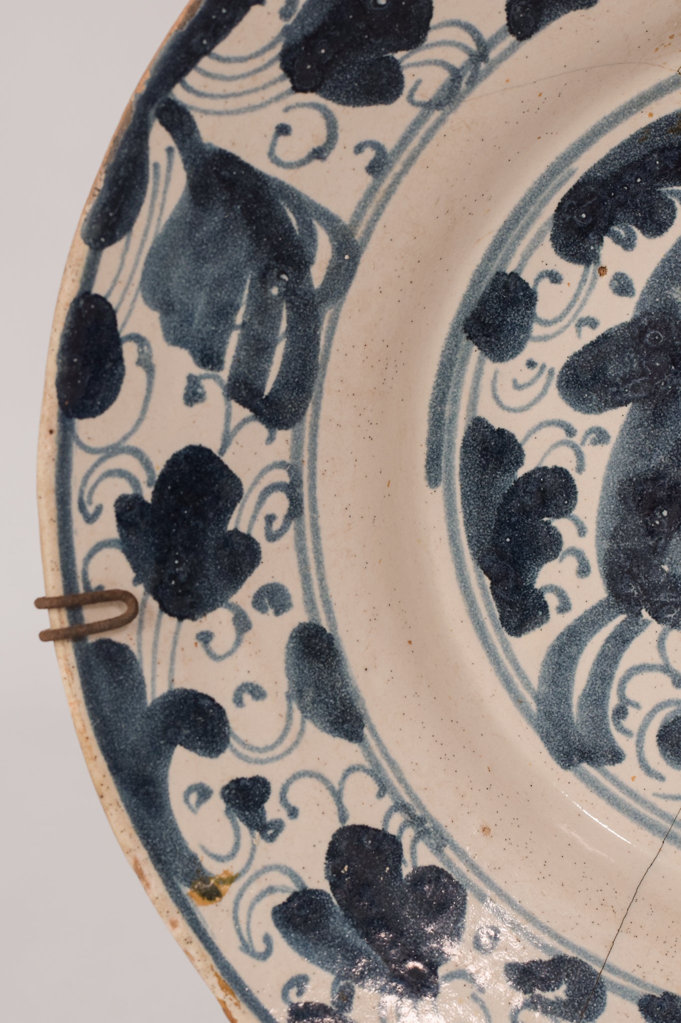 Delft Plate with Hare