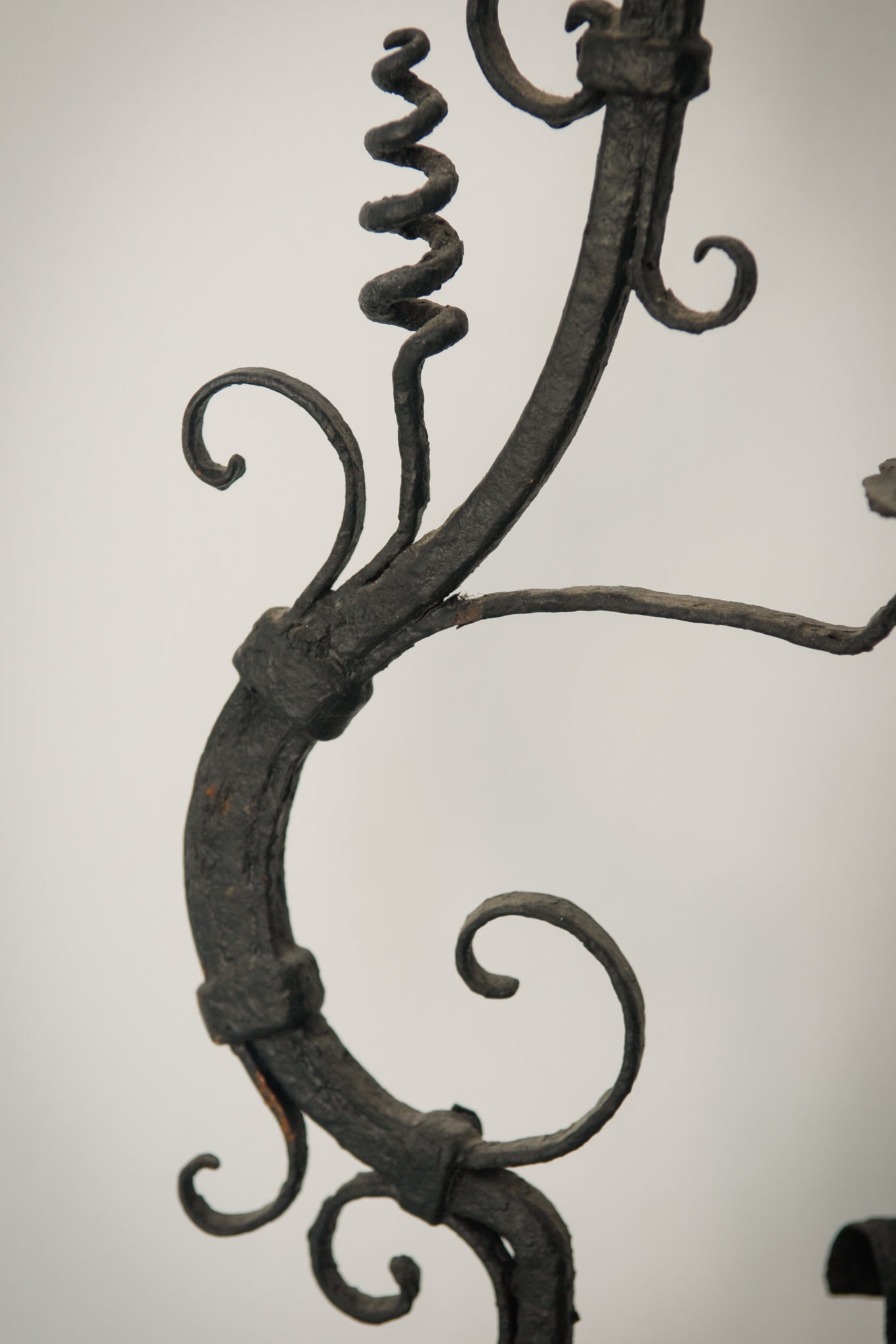 Pair of Wrought Iron Antique Washbowl Stands_Detail 2