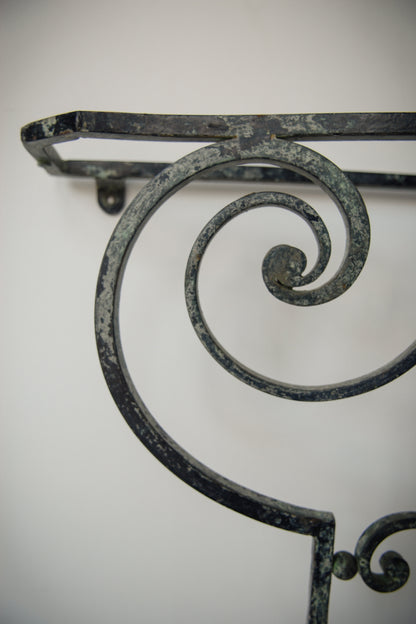 Soporte de mesa de consola de bronce o latón trabajado a mano de la década de 1930 clásico