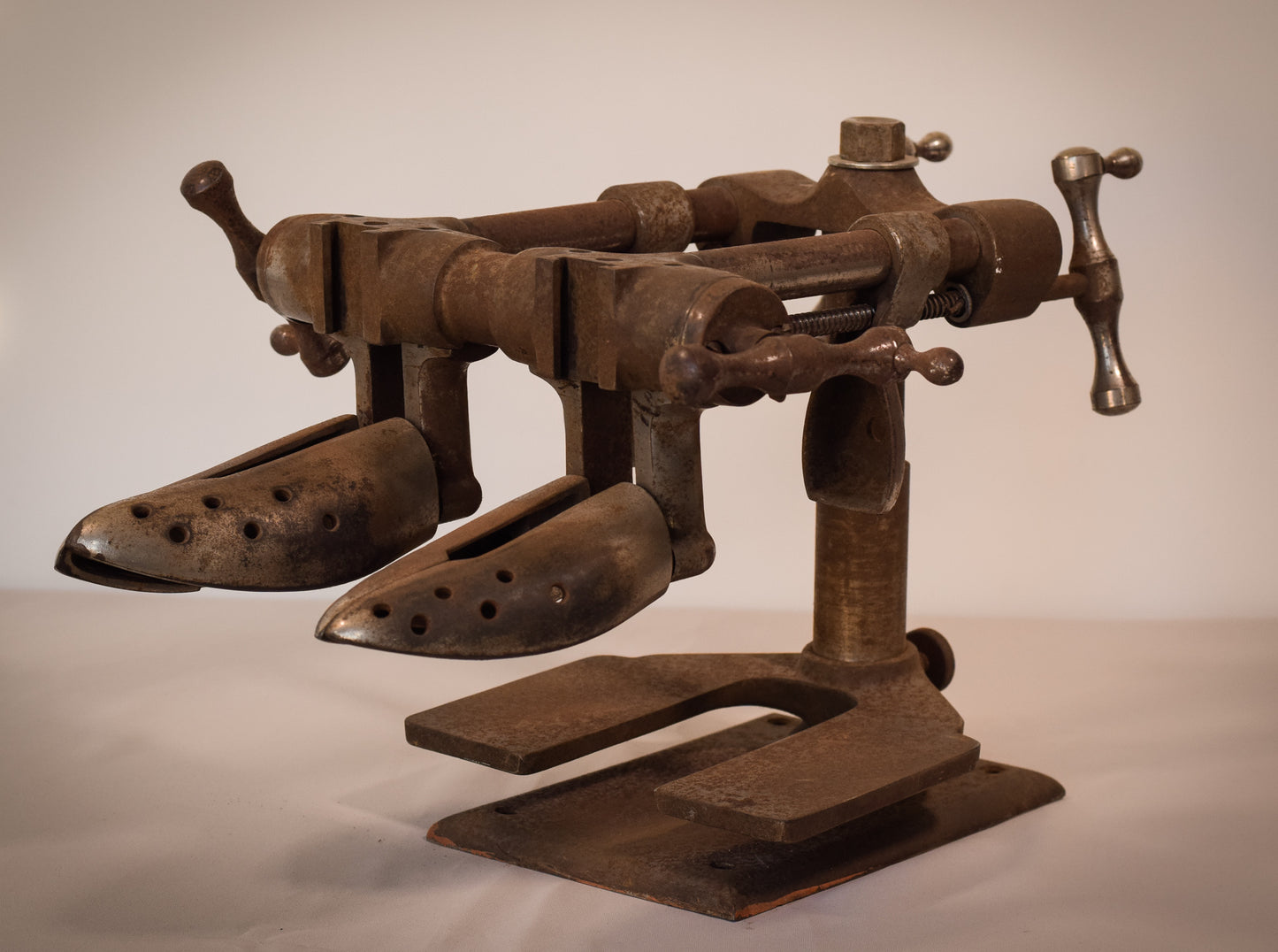 Vintage - Cobblers Double Shoe Stretcher Machine