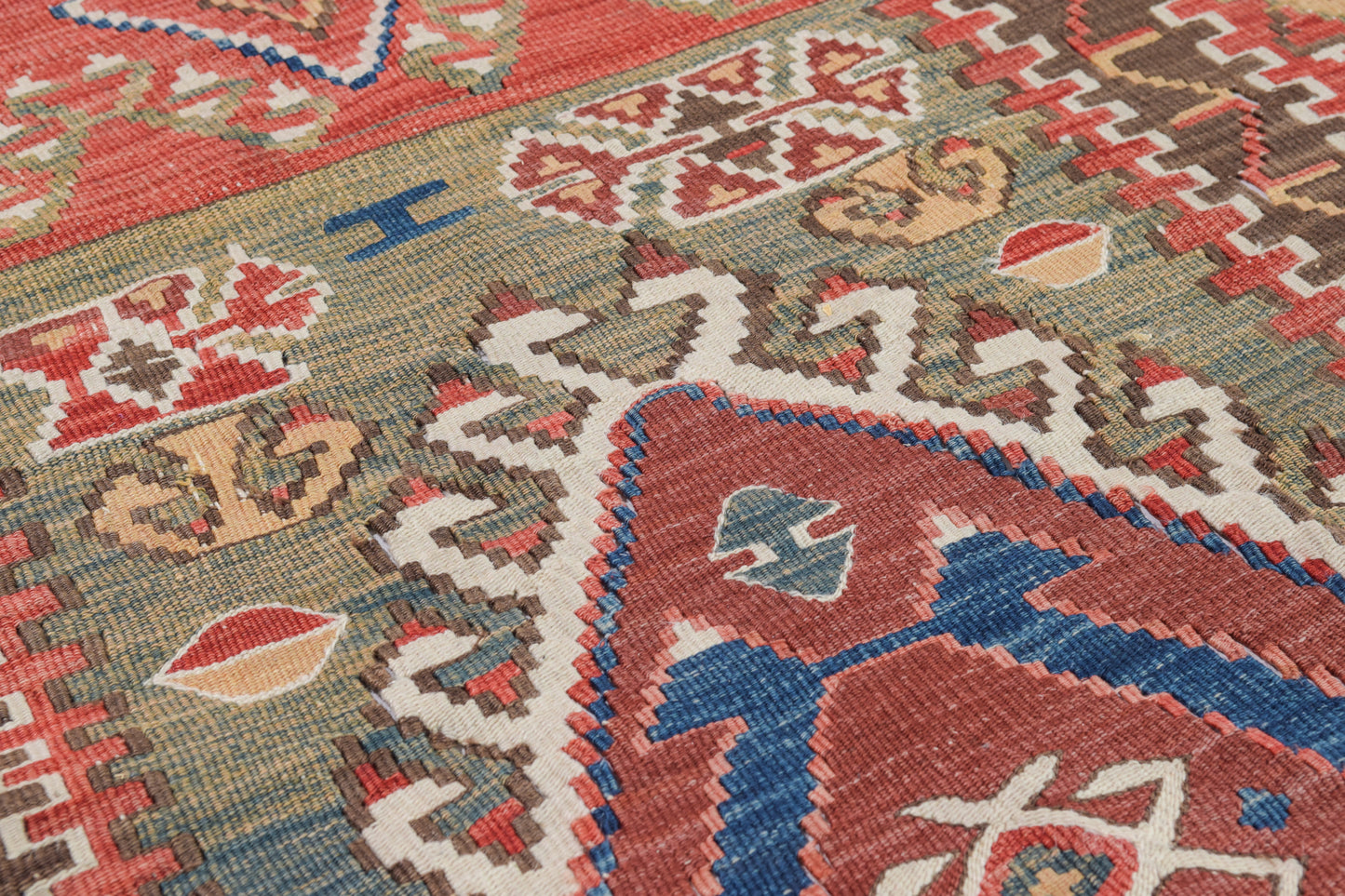 Alfombra Kilim temprana