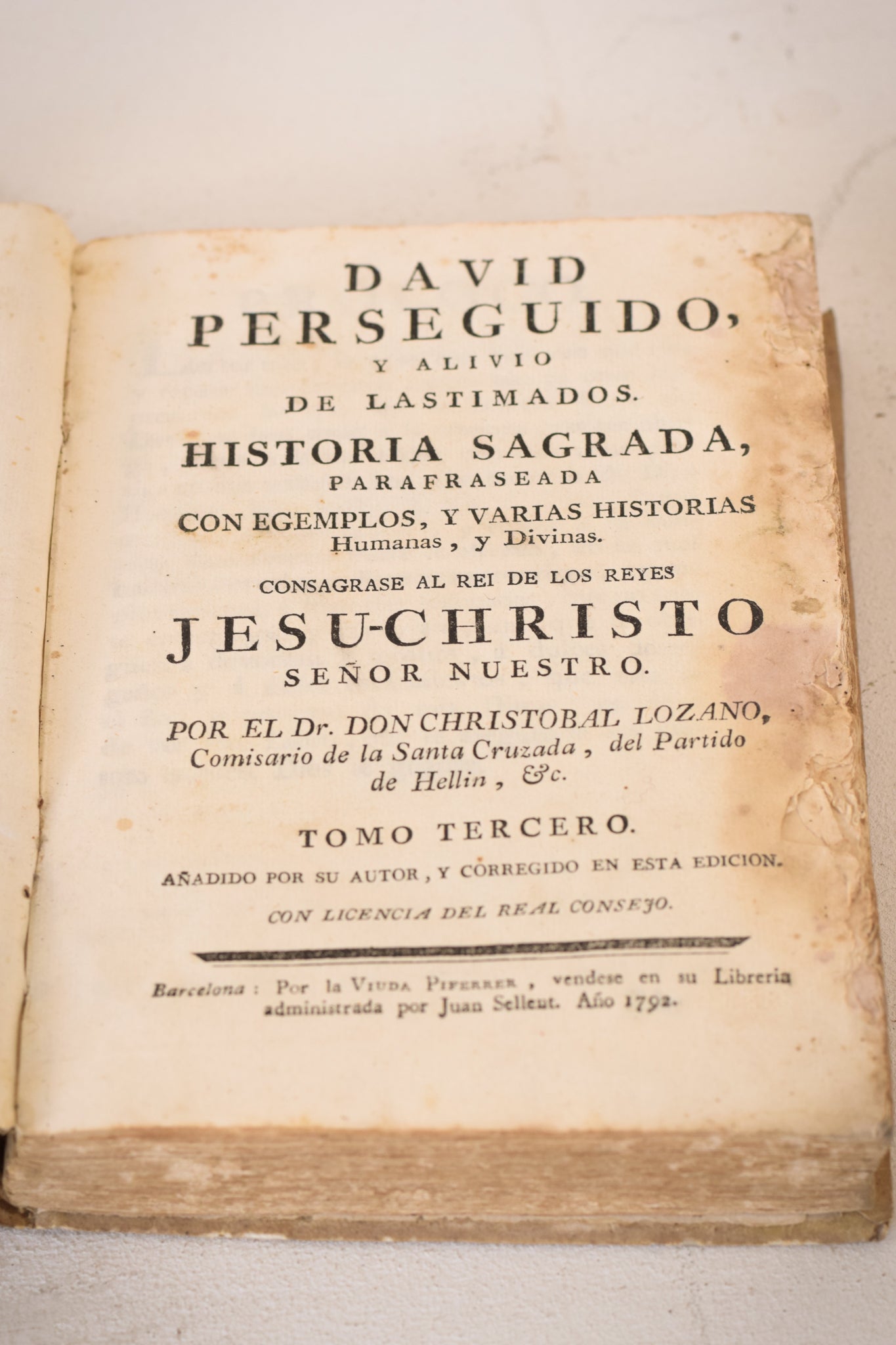 Una colección de libros decorativos del siglo XVIII.