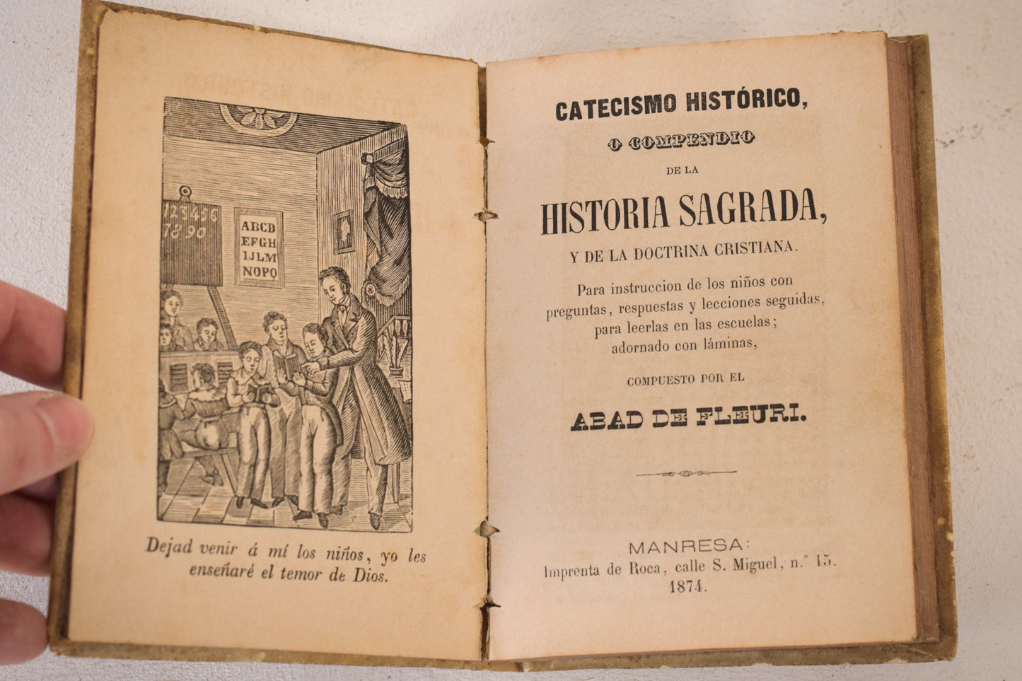 Una colección de libros decorativos del siglo XVIII.