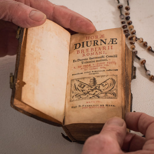 Miniature - Latin Book of Hours - Modern Decorative