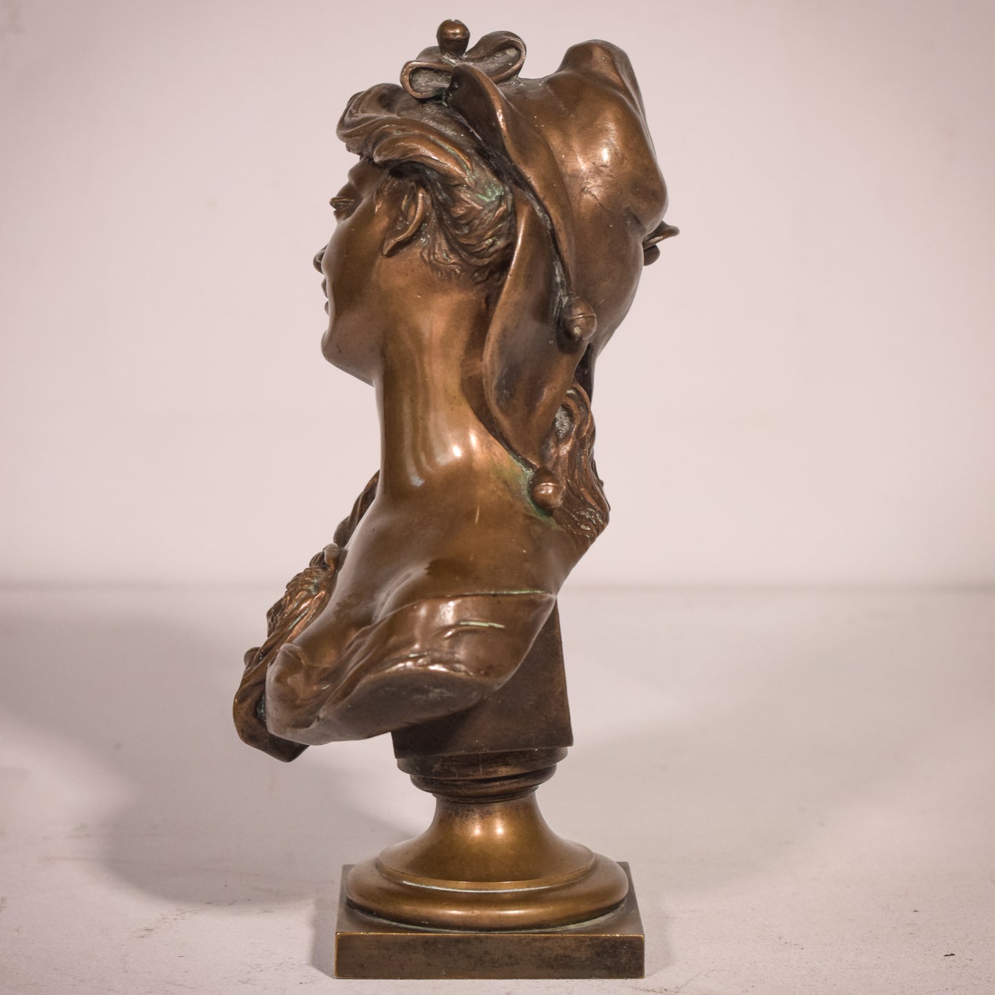 Jacques Marin - Busto de bronce de una dama