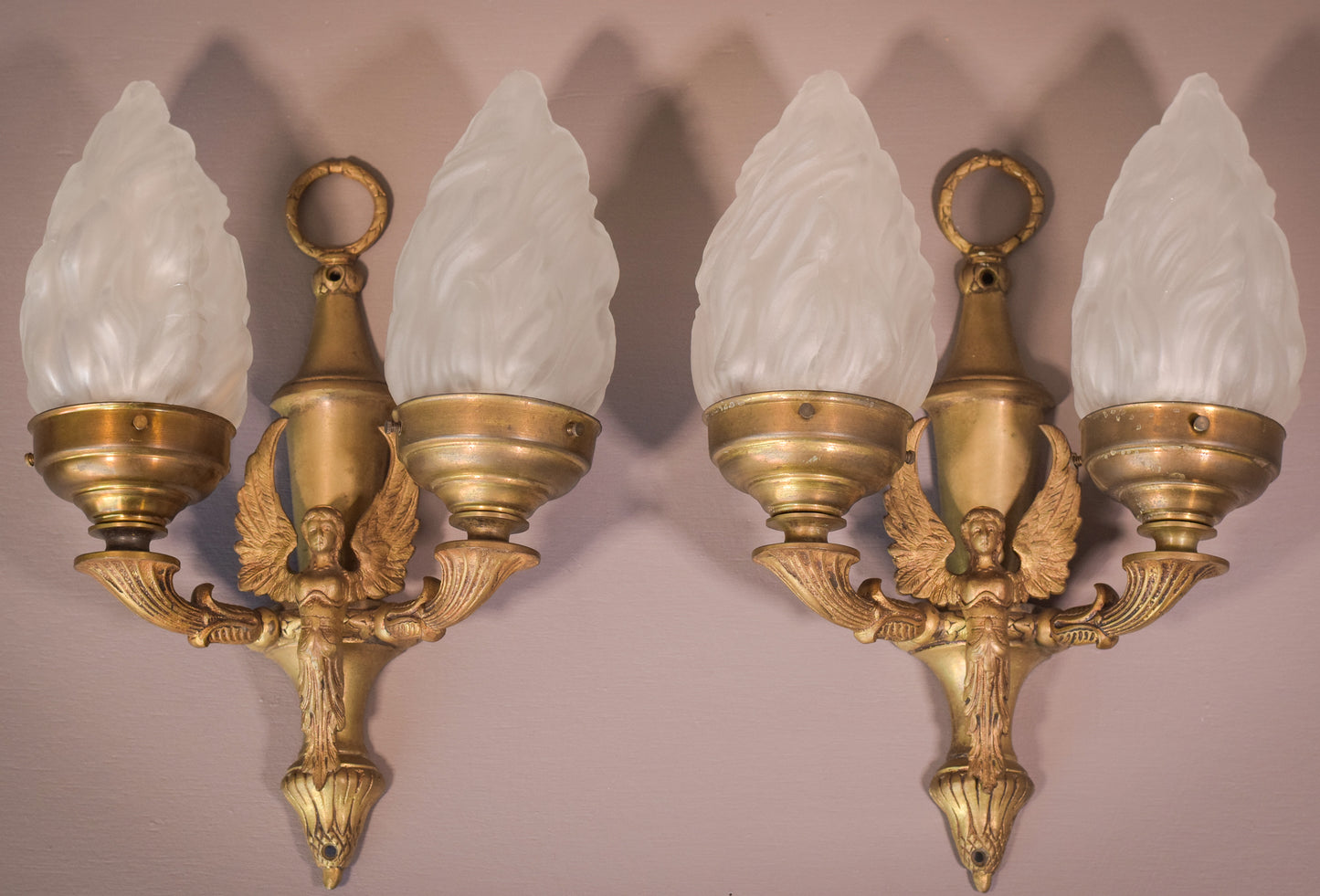 Classical Style - Pair of Wall Lamps with Angels