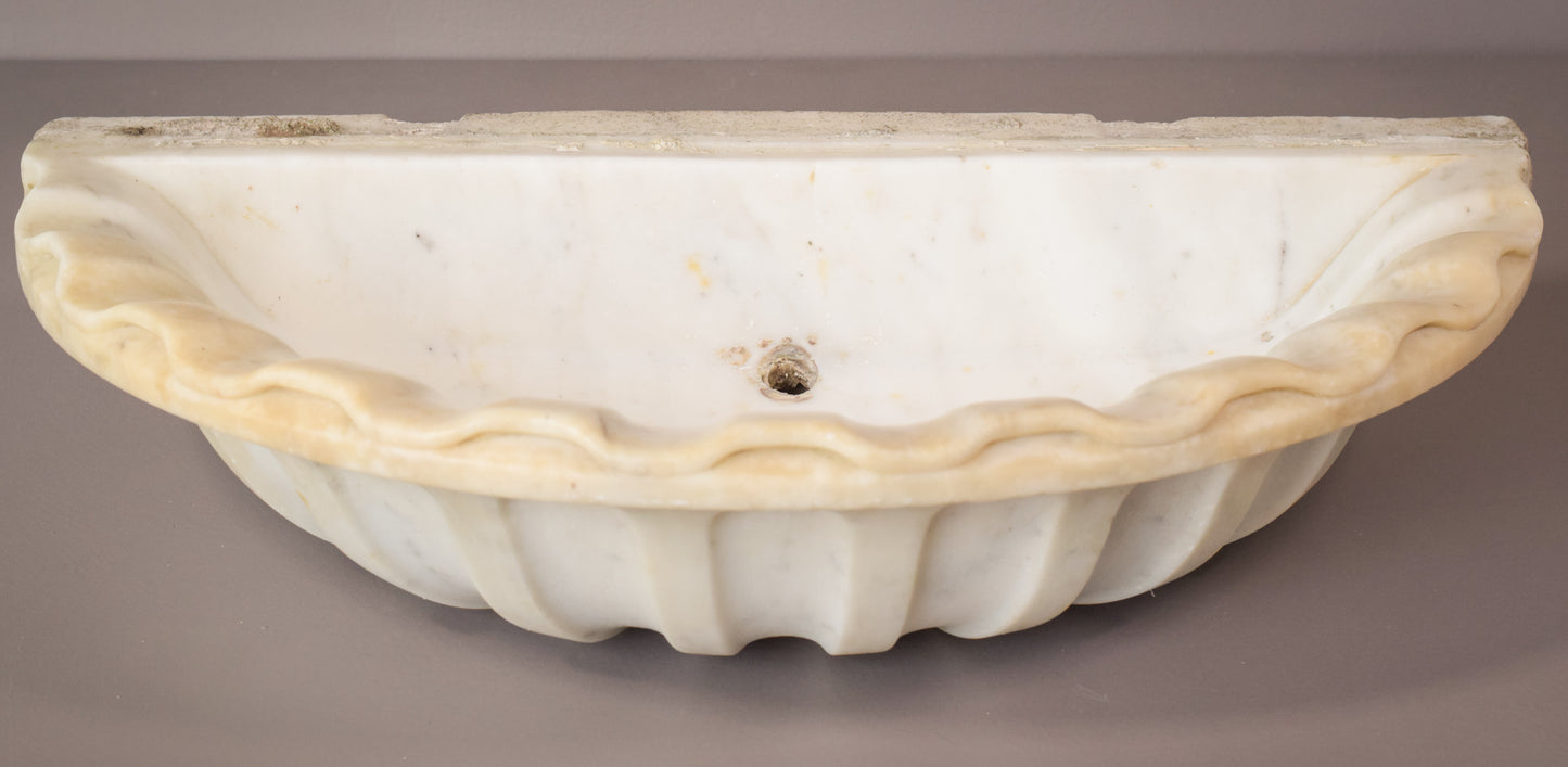 Early Carved Marble Scallop Shell Wash Basin