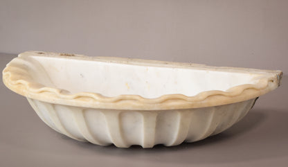 Early Carved Marble Scallop Shell Wash Basin