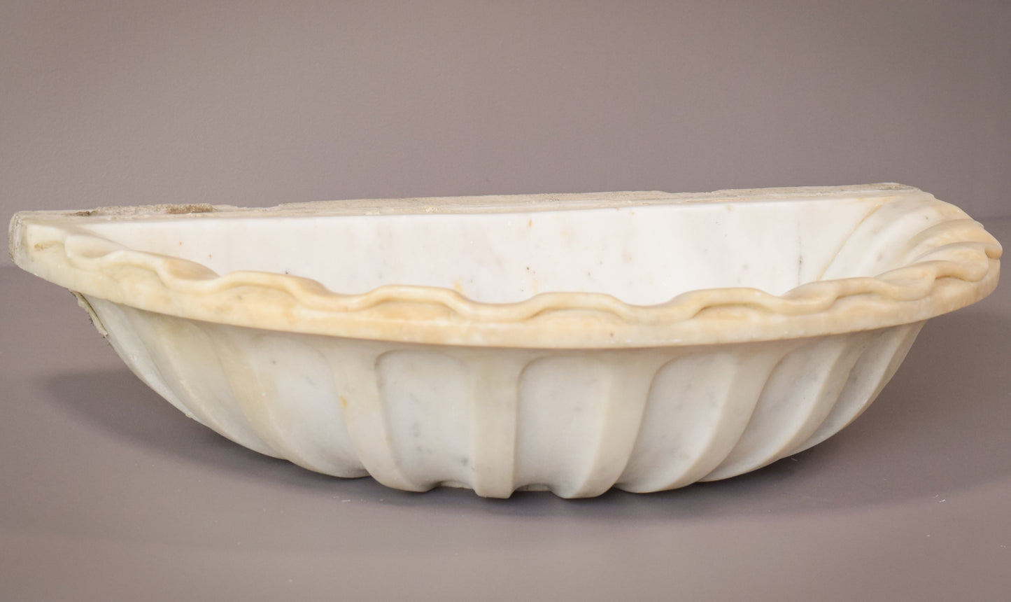 Early Carved Marble Scallop Shell Wash Basin