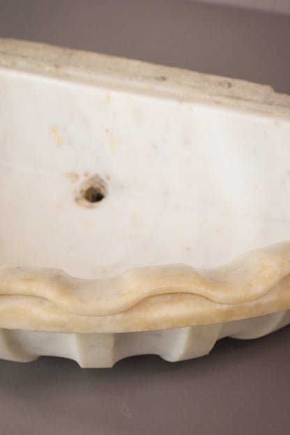 Early Carved Marble Scallop Shell Wash Basin