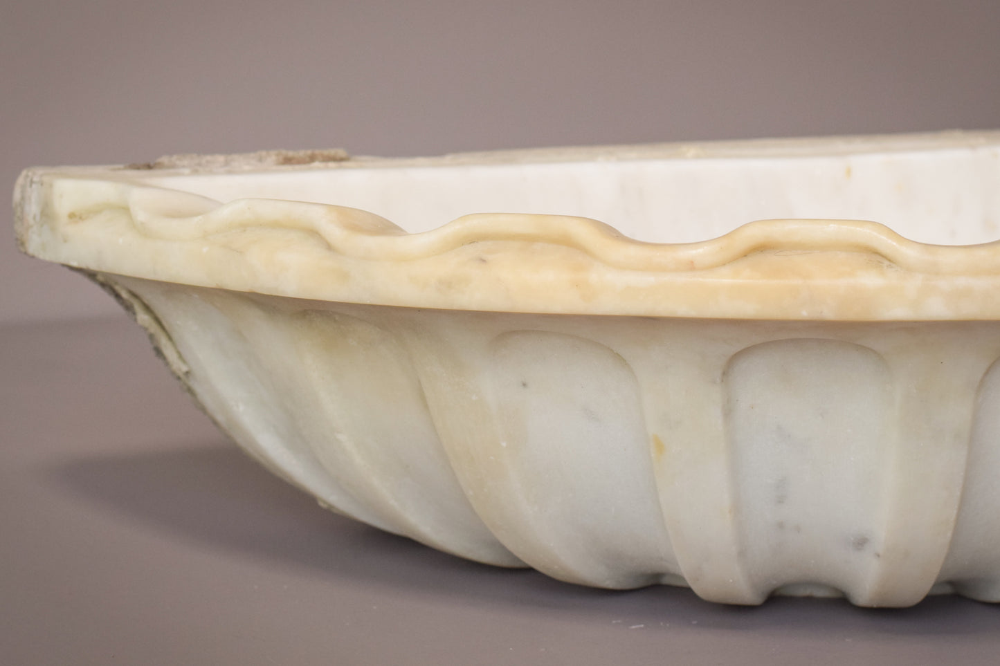 Early Carved Marble Scallop Shell Wash Basin