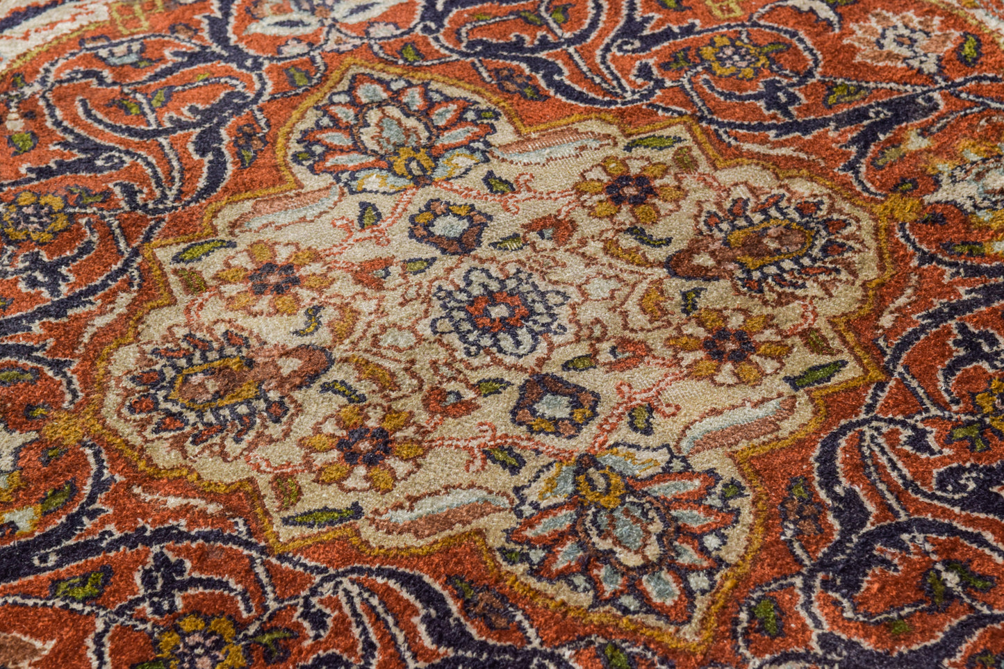Handwoven Medallion Rug - With Flowers