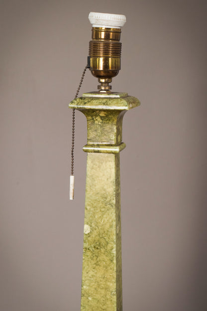 Pie de lámpara de alabastro verde estilo clásico