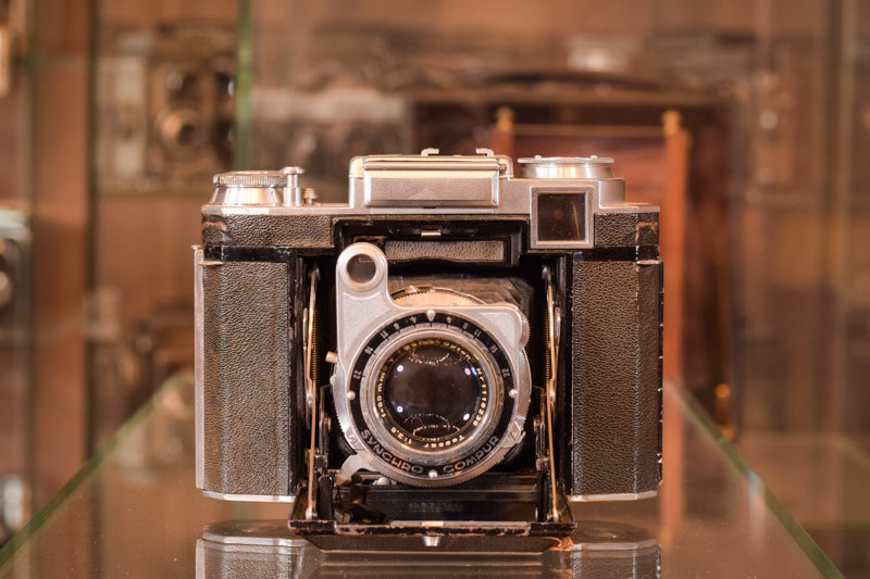 Rare Private Collection of 402 Vintage Cameras