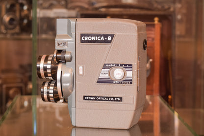 Exceptionally Rare Private Collection - 405 Vintage Cameras