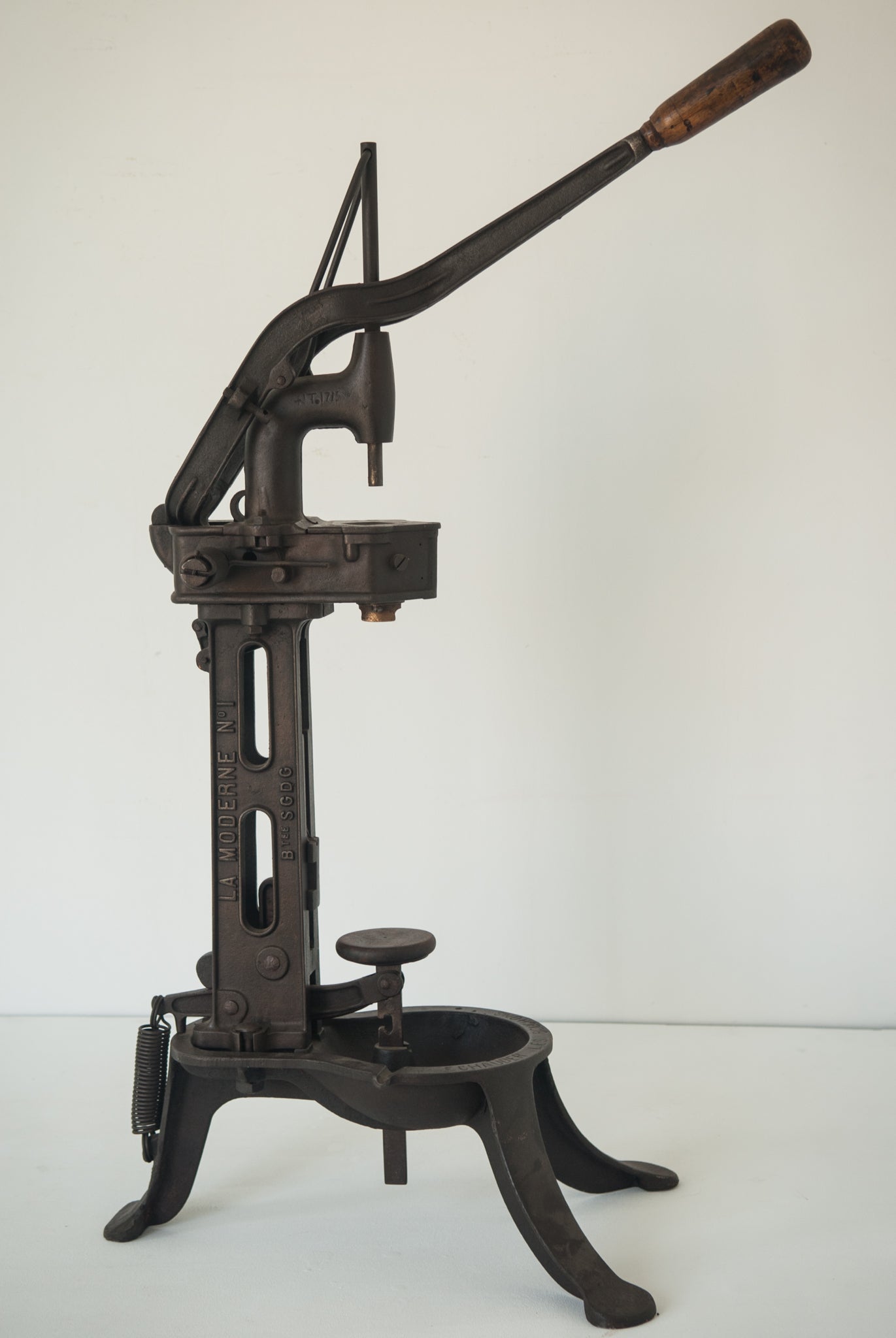 A Cast Iron Table Mounted Wine Bottle Corker