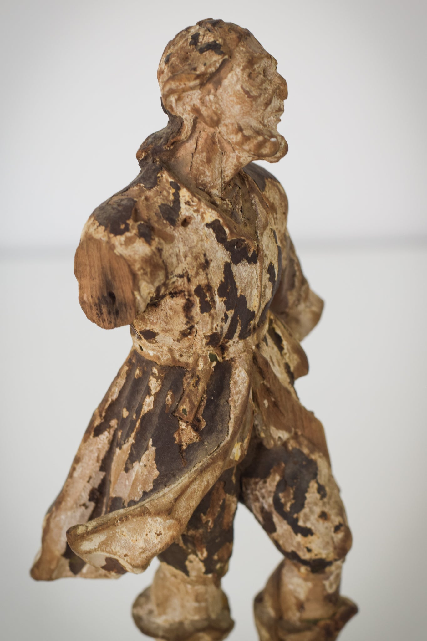 19th-century Carved Wooden Figure_Detail