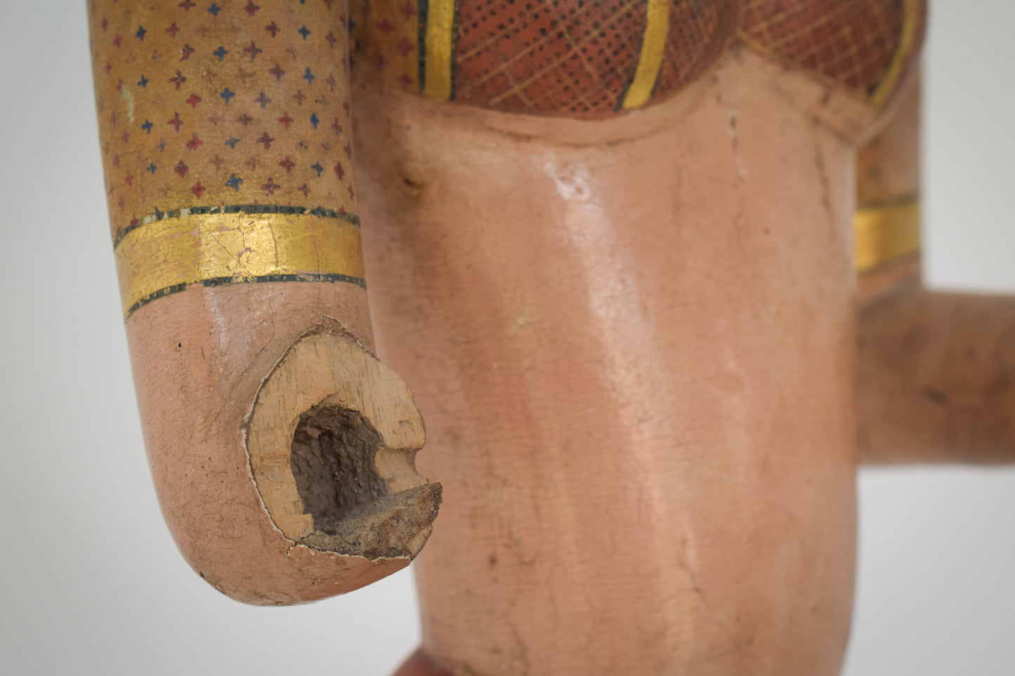 19th-century Hand Carved Indian Figure_Detail