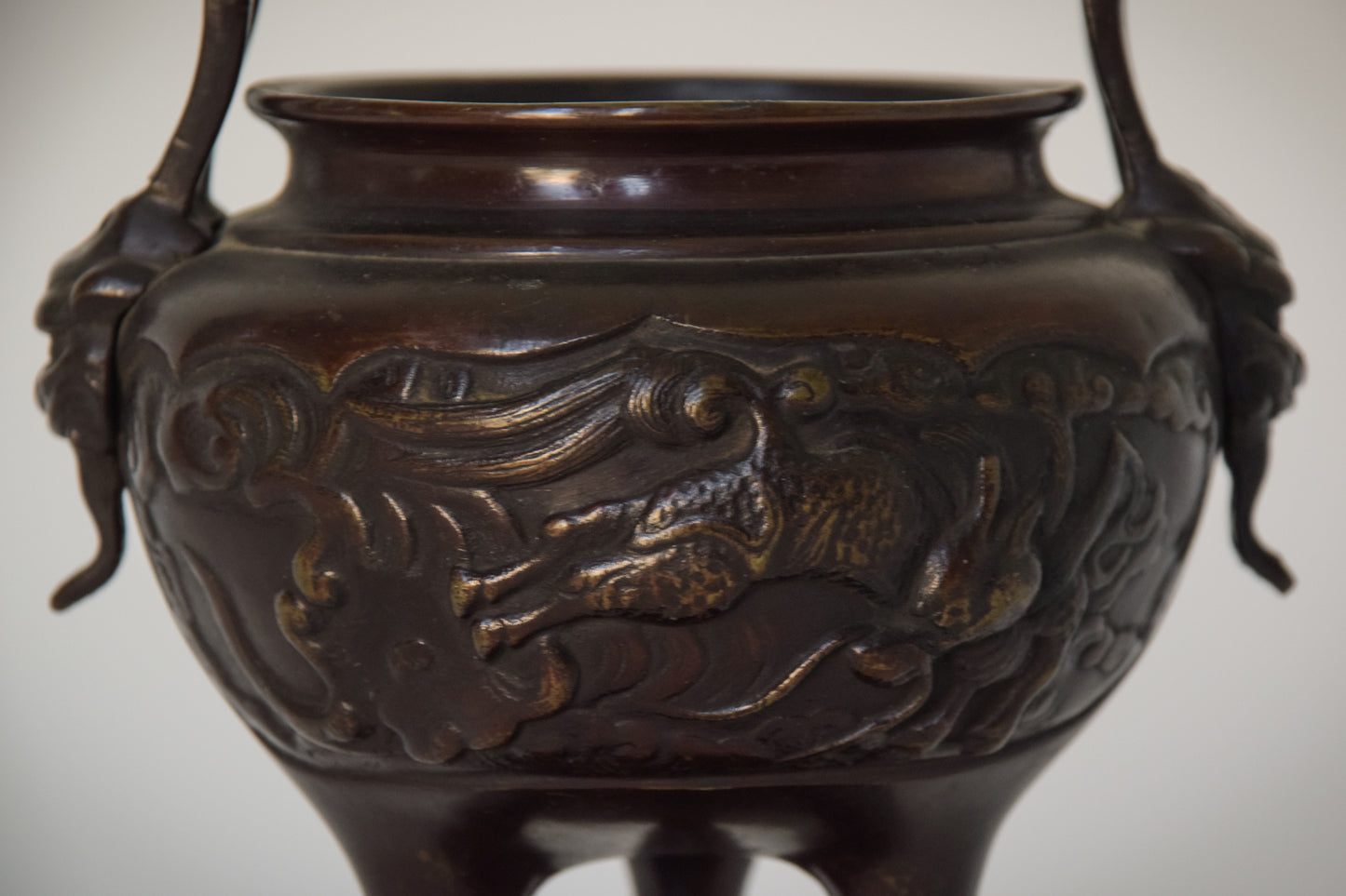 Ornamental Bronze Chinese Pot_Detail 2