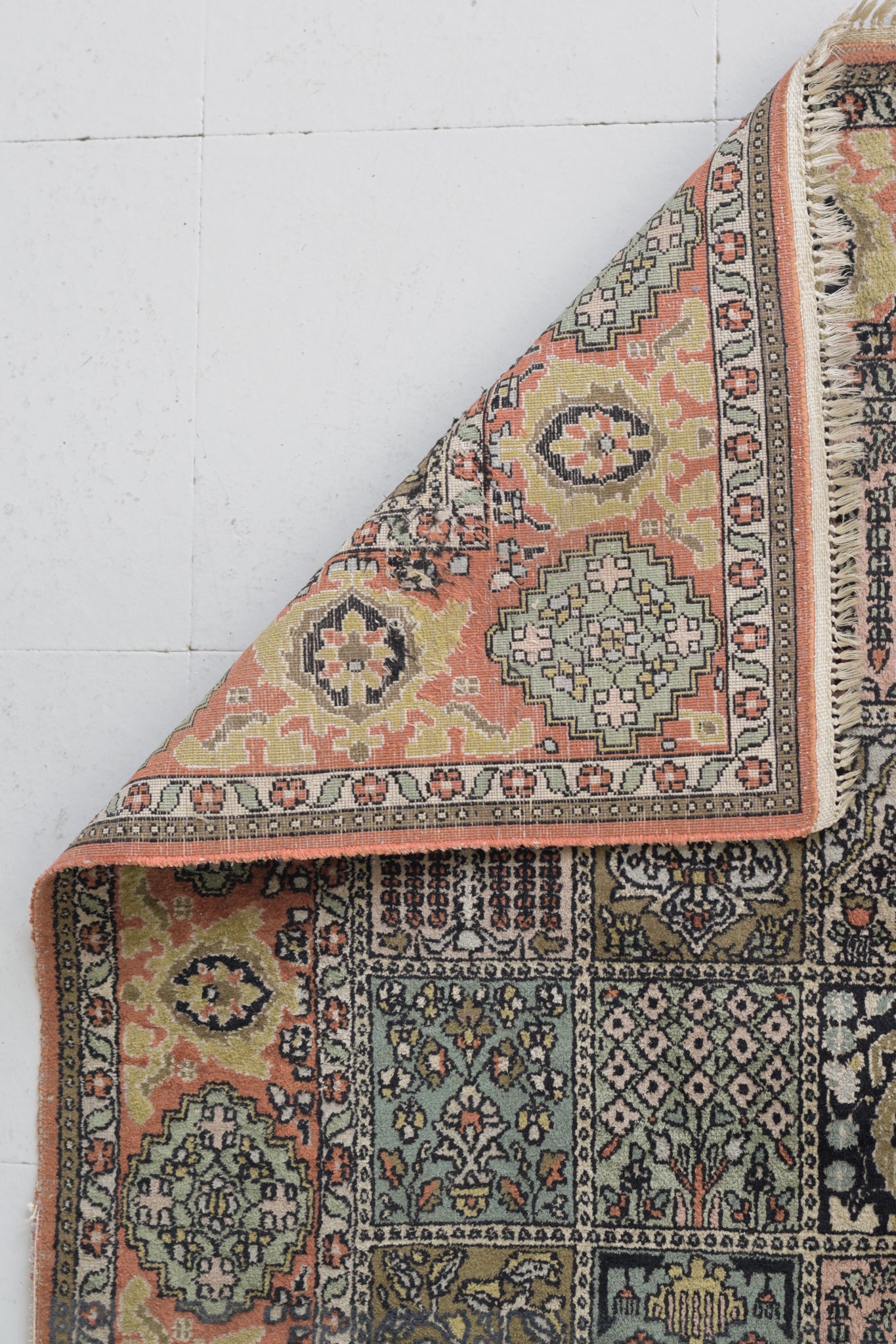 Handmade Medium-size Persian Rug